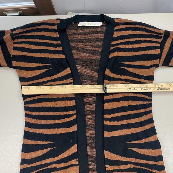 Marie Oliver Cardigan Sweater Women Medium Black Brown Animal Print Pockets Long - Picture 7 of 10